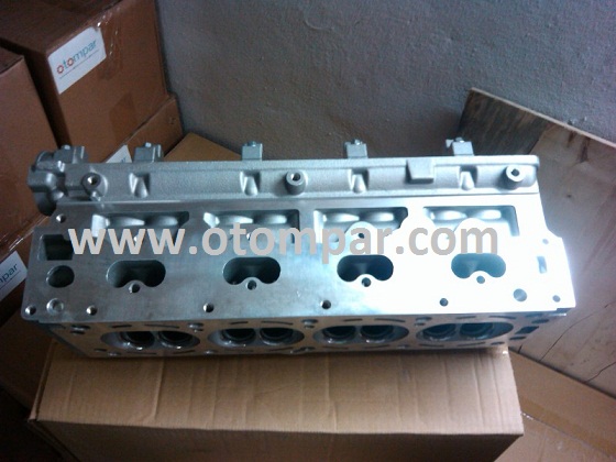 Opel Vectra B 2000 16V Silindir Kapak