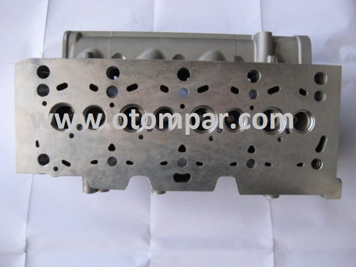 Renault 1.5 DCI K9K Silindir Kapak